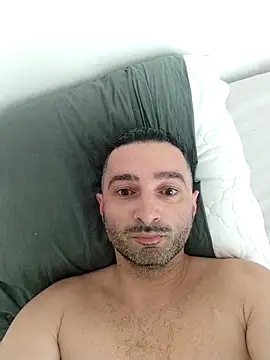 Snapshot of zzrkx chatting on 04.06.26 zzrkx online show from 04.06.26