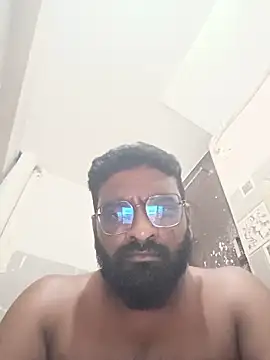 Snapshot of surya385 chatting on 05.25.26 surya385 online show from 05.25.26