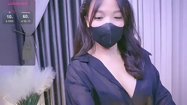 Lu Ly22 online show from 07.15.26