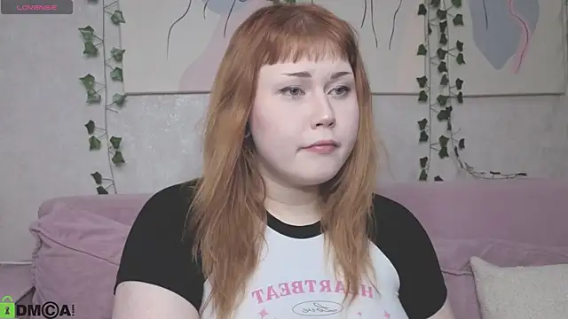 Roxy Moor online show from 07.23.26