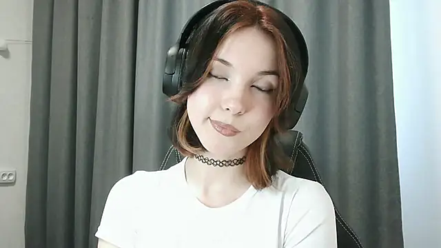 Snapshot of RubyBooby chatting on 05.27.26 RubyBooby online show from 05.27.26