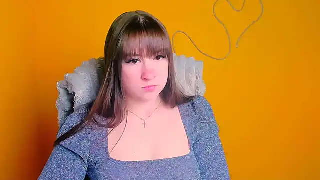 Snapshot of Tiffani_Angel chatting on 04.09.26 Tiffani Angel online show from 04.09.26