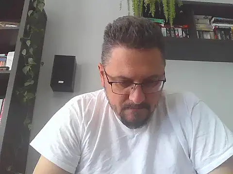 Snapshot of 19cmSlave chatting on 05.26.26 19cmSlave online show from 05.26.26