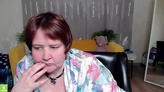 QUEEN02030 online show from 05.10.26
