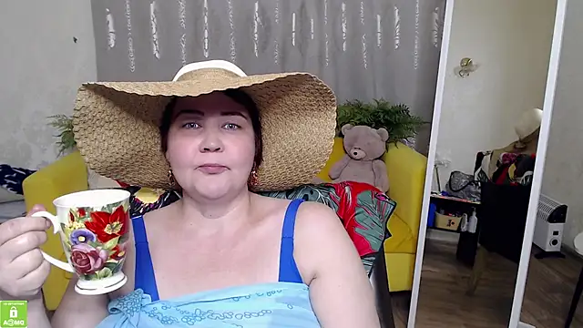 QUEEN02030 online show from 05.29.26