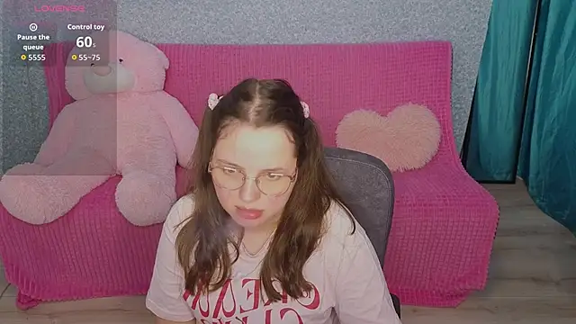 Snapshot of SofiDreamm chatting on 05.04.26 SofiDreamm online show from 05.04.26