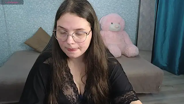 Snapshot of SofiDreamm chatting on 07.25.26 SofiDreamm online show from 07.25.26