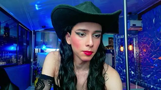 Snapshot of Sharlon_ chatting on 04.17.26 Sharlon online show from 04.17.26