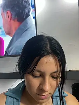 Snapshot of karo_cute chatting on 07.17.26 karo cute online show from 07.17.26