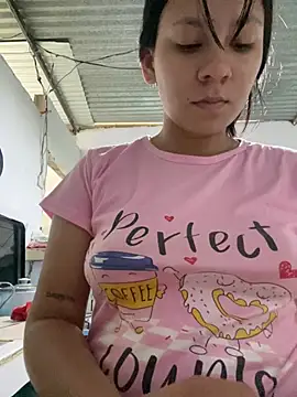 Snapshot of karo_cute chatting on 07.25.26 karo cute online show from 07.25.26