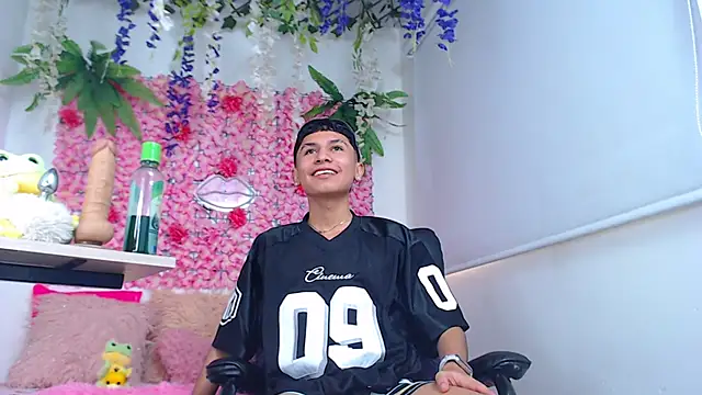 Thiagorincon22 online show from 04.02.26