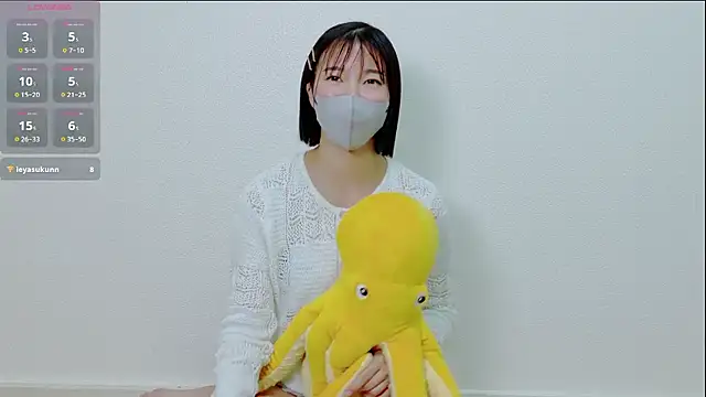 Snapshot of MISOSIRURICE chatting on 04.18.26 MISOSIRURICE online show from 04.18.26