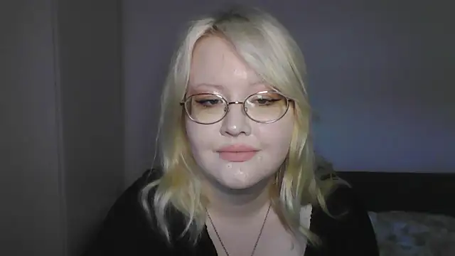 Snapshot of Elayne_Sweet chatting on 04.28.26 Elayne Sweet online show from 04.28.26