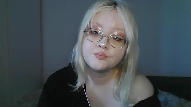 Snapshot of Elayne_Sweet chatting on 05.02.26 Elayne Sweet online show from 05.02.26
