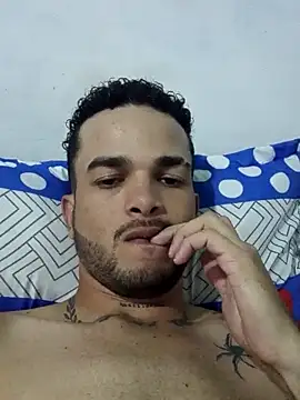 Nicolas Moncadas online show from 04.12.26