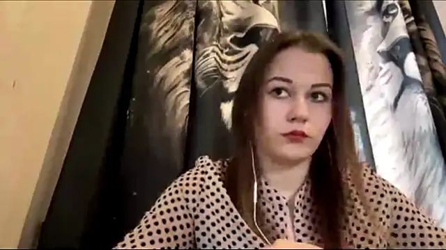 Snapshot of TinaBloom chatting on 04.03.26 TinaBloom online show from 04.03.26