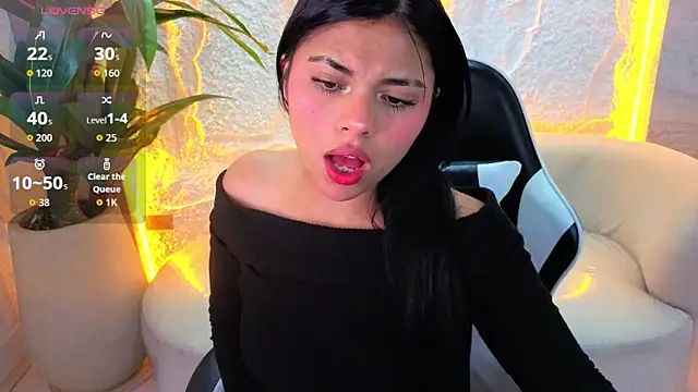 Snapshot of sofiaatp chatting on 04.10.26 sofiaatp online show from 04.10.26