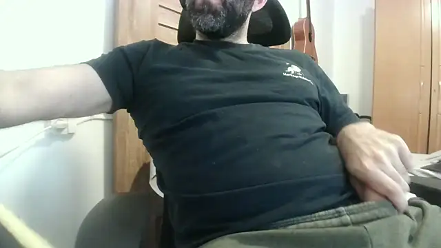 Snapshot of espartanobar chatting on 05.10.26 espartanobar online show from 05.10.26