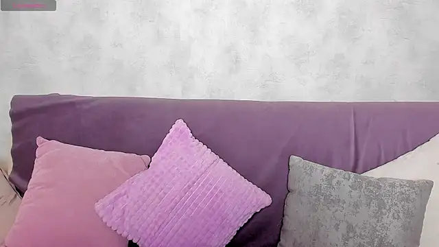 Simply Alex online show from 06.12.26