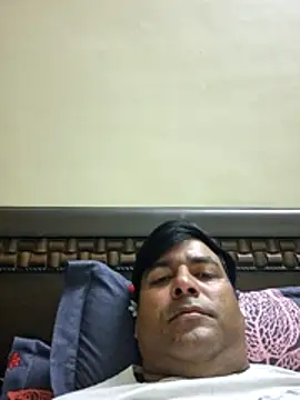 Snapshot of Anurag-Sindhu chatting on 04.08.26 Anurag-Sindhu online show from 04.08.26