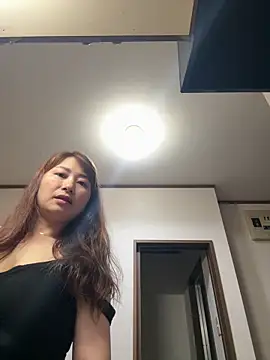 Snapshot of Ava_xxx chatting on 04.28.26 Ava xxx online show from 04.28.26
