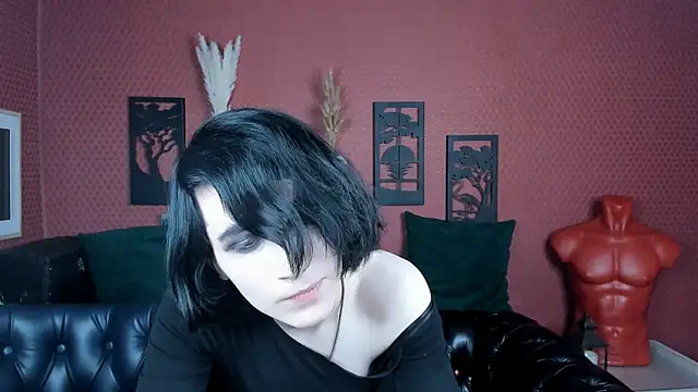 Snapshot of Micke_Dio chatting on 04.21.26 Micke Dio online show from 04.21.26