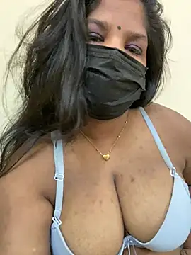 Snapshot of Shalu_naughty69 chatting on 06.10.26 Shalu naughty69 online show from 06.10.26