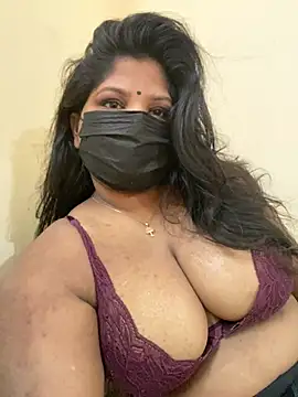 Snapshot of Shalu_naughty69 chatting on 07.04.26 Shalu naughty69 online show from 07.04.26