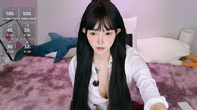 Snapshot of yezi-798 chatting on 05.18.26 yezi-798 online show from 05.18.26