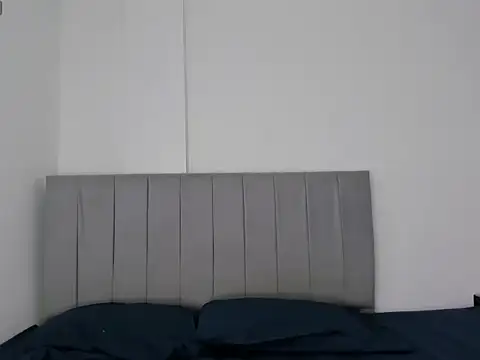 jazlycute   online show from 04.28.26