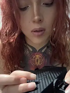 Selena Rouge1 online show from 05.27.26