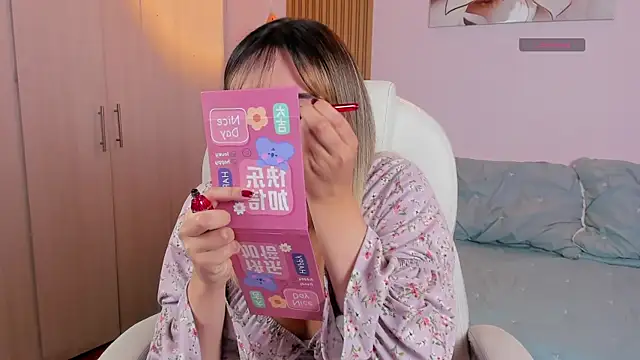 jenny Dream  online show from 04.23.26