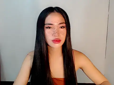 Snapshot of urasiankylie chatting on 04.19.26 urasiankylie online show from 04.19.26