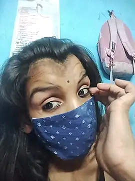 Snapshot of SEEMA01990 chatting on 07.24.26 SEEMA01990 online show from 07.24.26