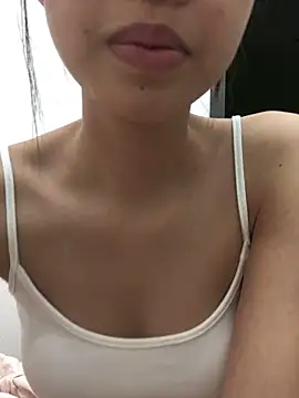 Yenlisu3Zie online show from 04.28.26