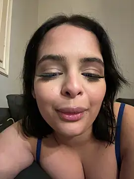 MiaKittyx0 online show from 04.23.26