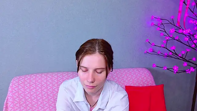 CleoBloom  online show from 07.10.26