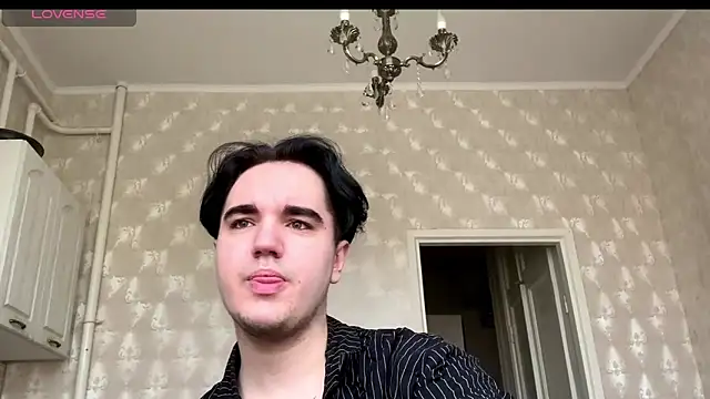 TylerSweet  online show from 04.09.26