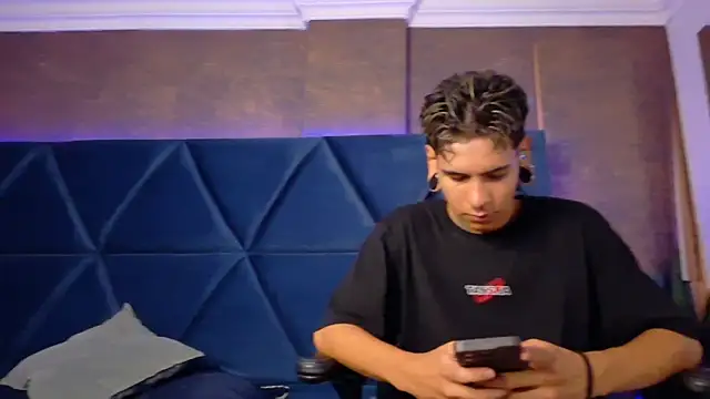 Snapshot of Bel_Sebu chatting on 04.13.26 Bel Sebu online show from 04.13.26