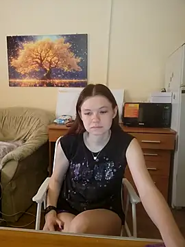 JessicaHolland1 online show from 06.17.26
