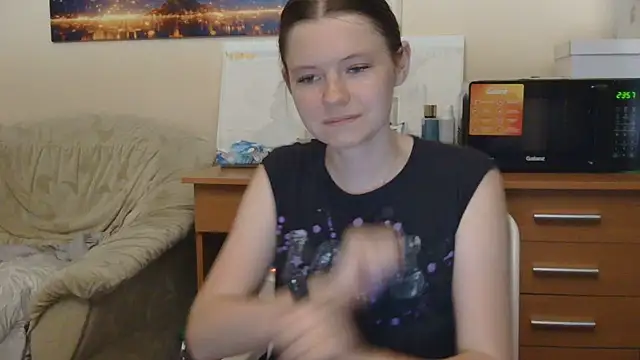 JessicaHolland1 online show from 06.23.26
