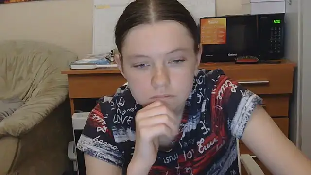 JessicaHolland1 online show from 07.13.26