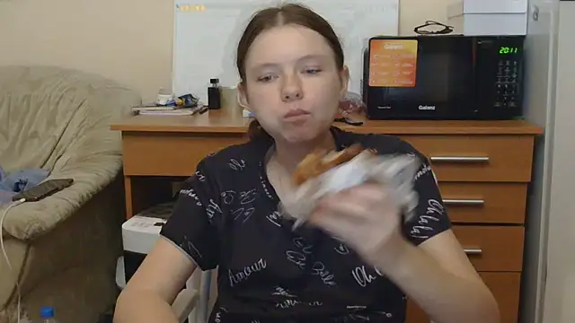 JessicaHolland1 online show from 07.24.26