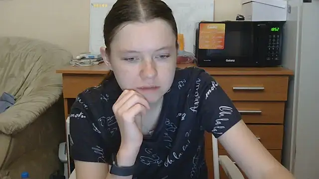 JessicaHolland1 online show from 07.26.26