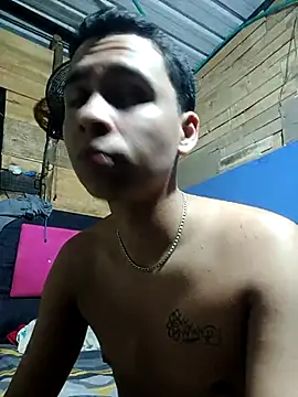 Emyli Liammm online show from 04.03.26