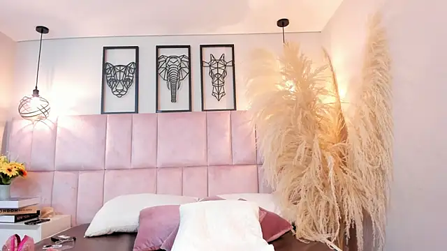 Vaithiare stone online show from 04.05.26