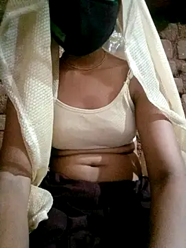Snapshot of Saloni_sexe chatting on 07.14.26 Saloni sexe online show from 07.14.26