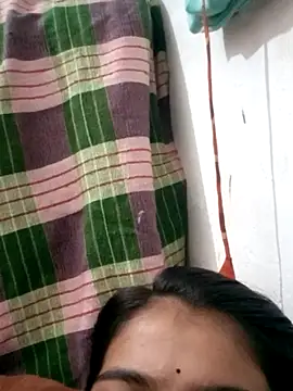 Snapshot of Saloni_sexe chatting on 07.20.26 Saloni sexe online show from 07.20.26