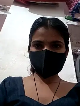 Snapshot of Saloni_sexe chatting on 07.22.26 Saloni sexe online show from 07.22.26