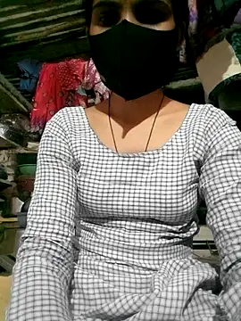 Snapshot of Saloni_sexe chatting on 07.27.26 Saloni sexe online show from 07.27.26
